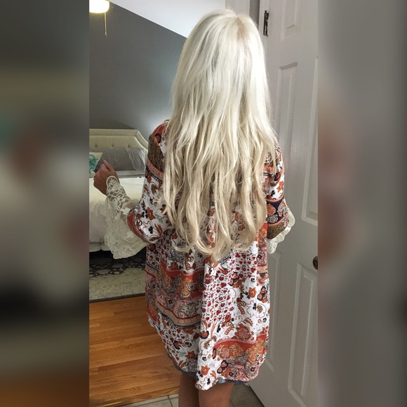 LAST 1!! ๐Stunning Lace Detail Rust Multi Tunic - Picture 3 of 3